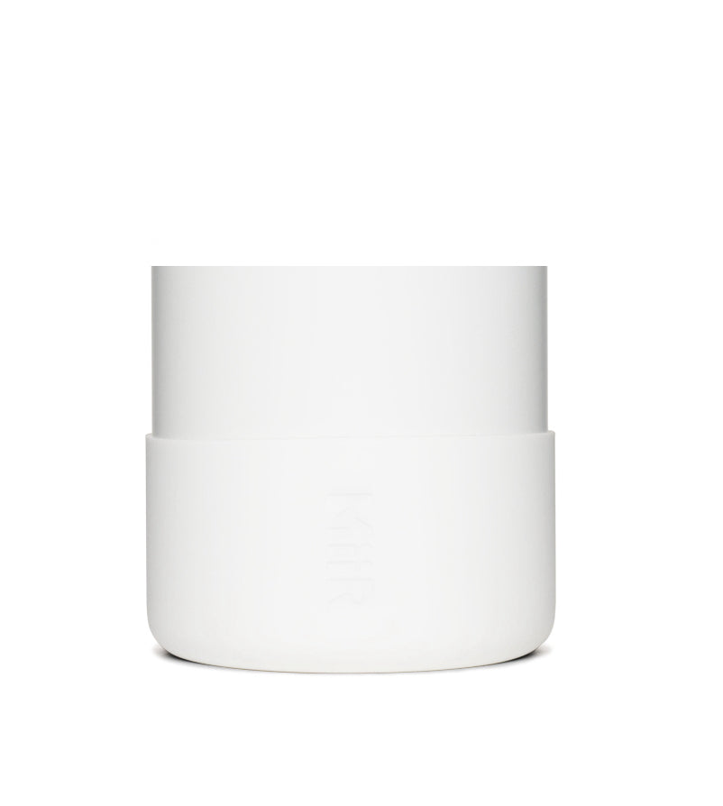 silicone-boot-k5 Silicone_Boot_32oz_42oz_White_Studio_0821_On_Bottle_7c7df284-5bee-4f24-a031-14b02db7328f__SLB1PN34001.jpg