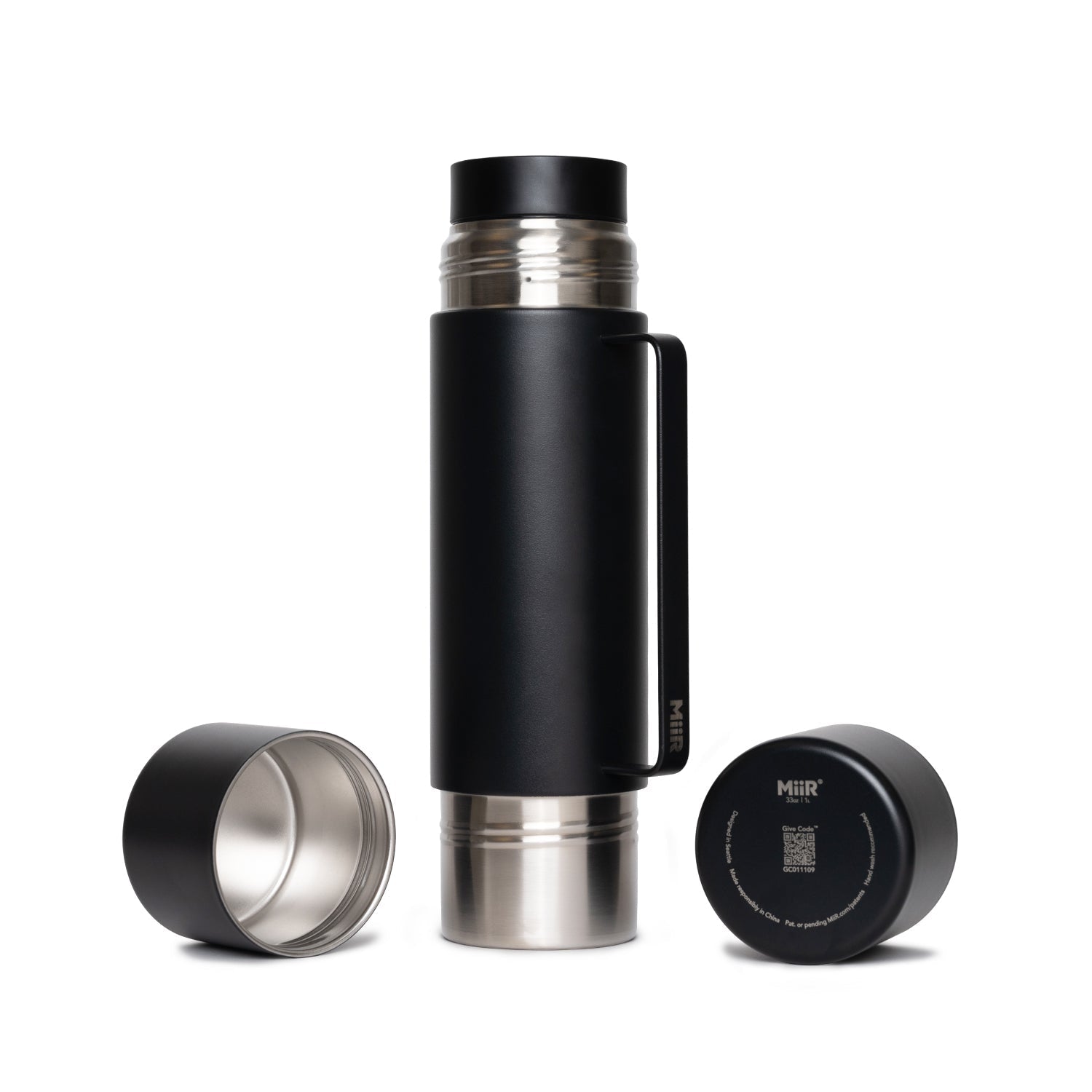 tomo-m3 Tomo_Black_Studio_0521_Cap_Staged__TOM1SV33002.jpg