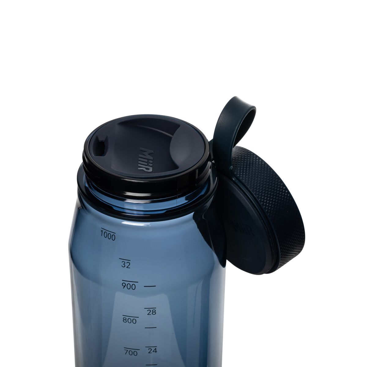 everywhere-bottle-n9 WebPDP-33oz_Everywhere_Bottle_TidalBlue__EWB1PN32215_X2Studio_TetherTwist.jpg