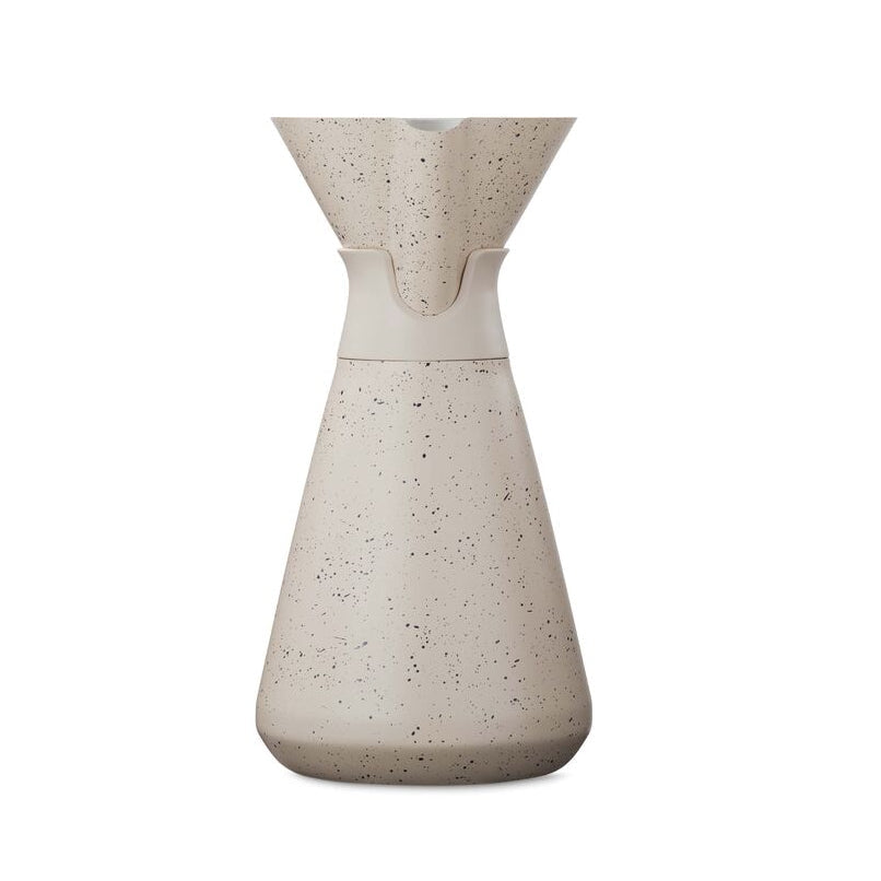 new-standard-carafe-q2 WebPDP-33oz_New_Standard_Carafe_Desert_Tan_Speckle_Studio__CAR1SVOS224_270.jpg