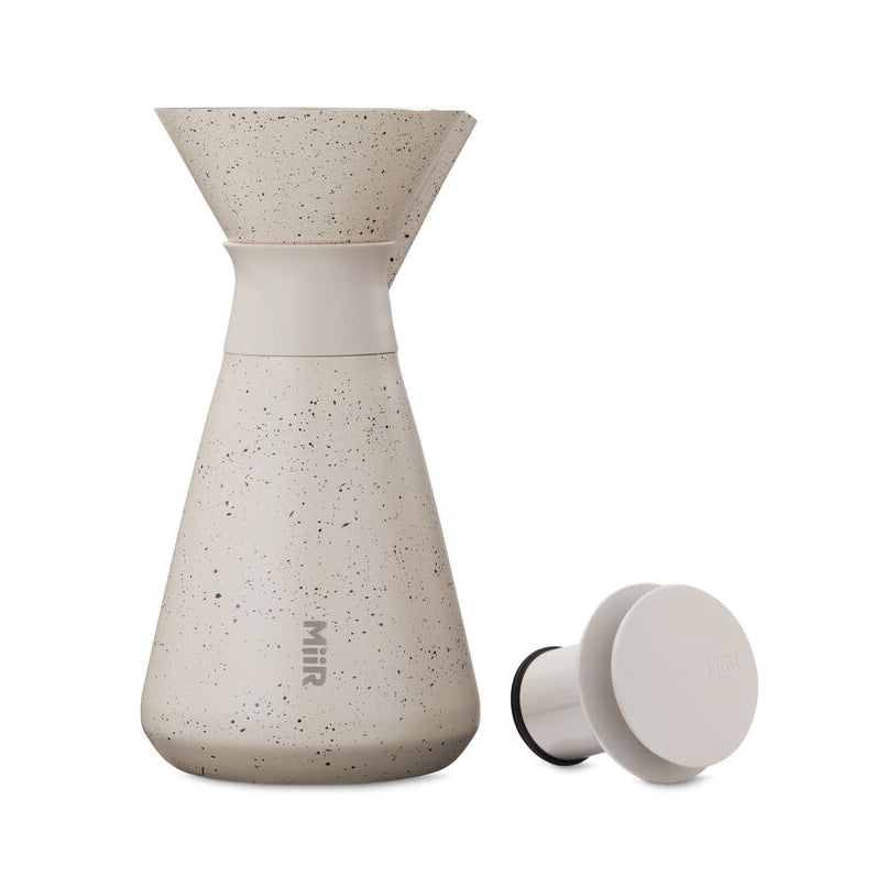 new-standard-carafe-q2 WebPDP-33oz_New_Standard_Carafe_Desert_Tan_Speckle_Studio__CAR1SVOS224_Front_Lid_Staged.jpg