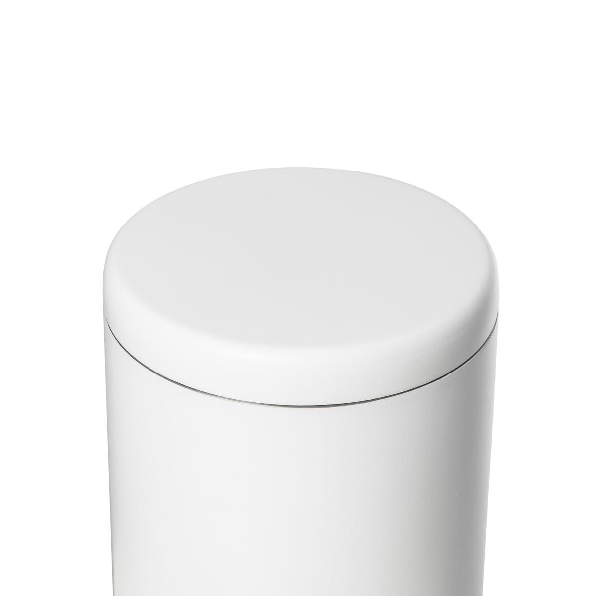 airlock-coffee-canister-u6 WebPDP-Airlock_Coffee_Canister__ACN2SVOS001_White_X2Studio_45_Deg_Lid_On.jpg