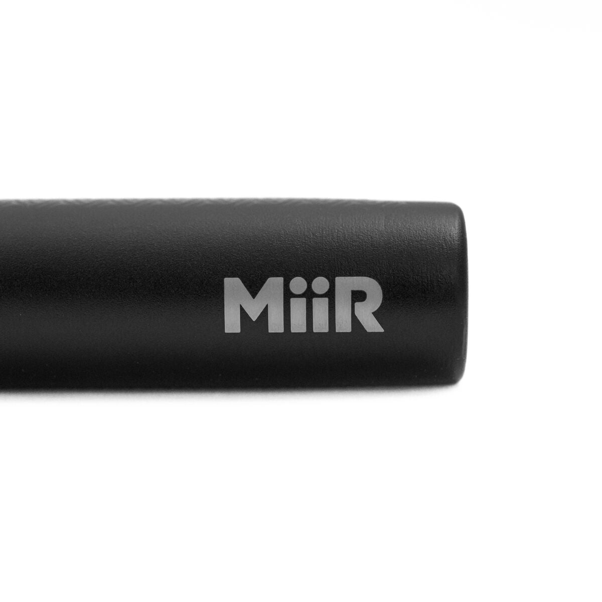 miir-x-carryology-flask-i7 WebPDP-MiiR_x_Carryology_Aero_Flask_Studio__FLK1SSOS401_4_12.10.24__FLK1SSOS401.jpg